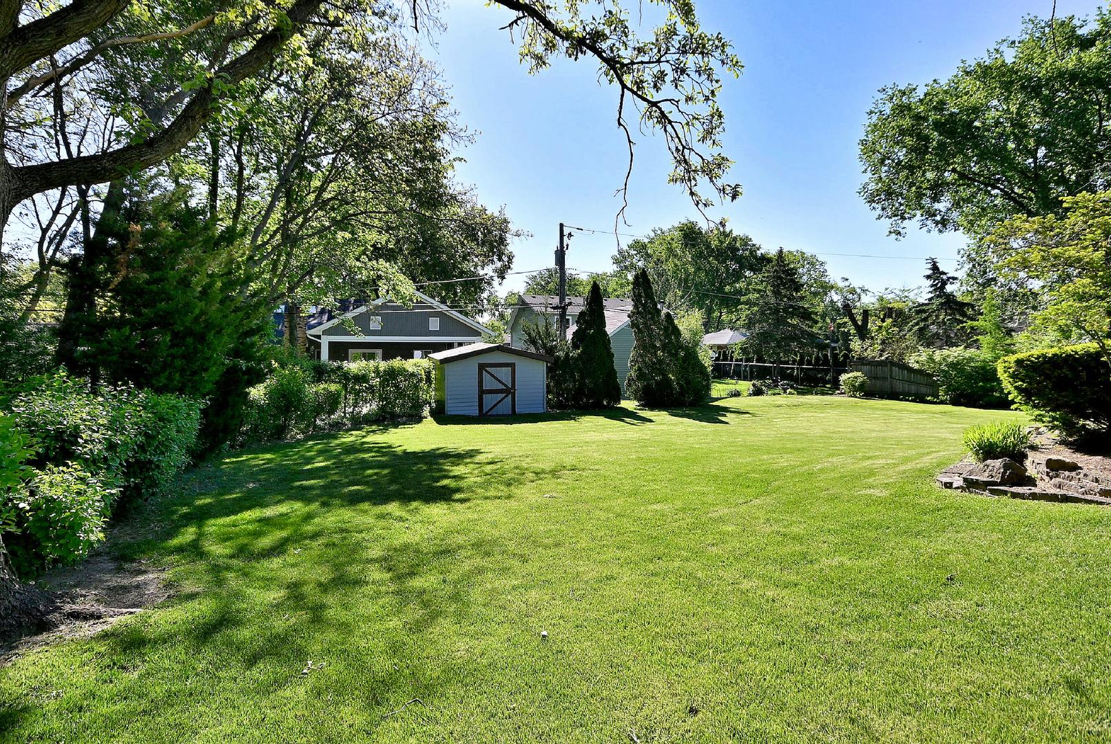 9S631 William Drive, Burr Ridge, IL 60527