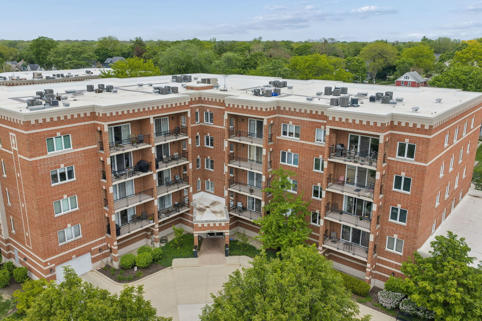455 W Front Street #201, Wheaton, IL 60187