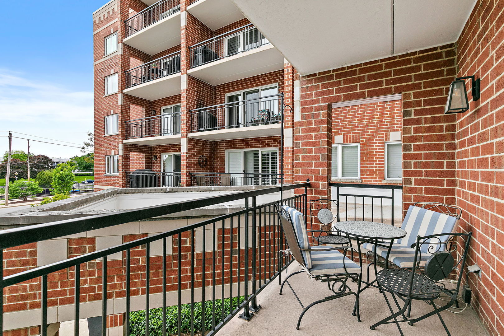 455 W Front Street #201, Wheaton, IL 60187
