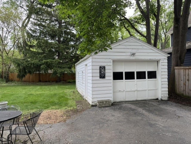 352 S Wright Street, Naperville, IL 60540