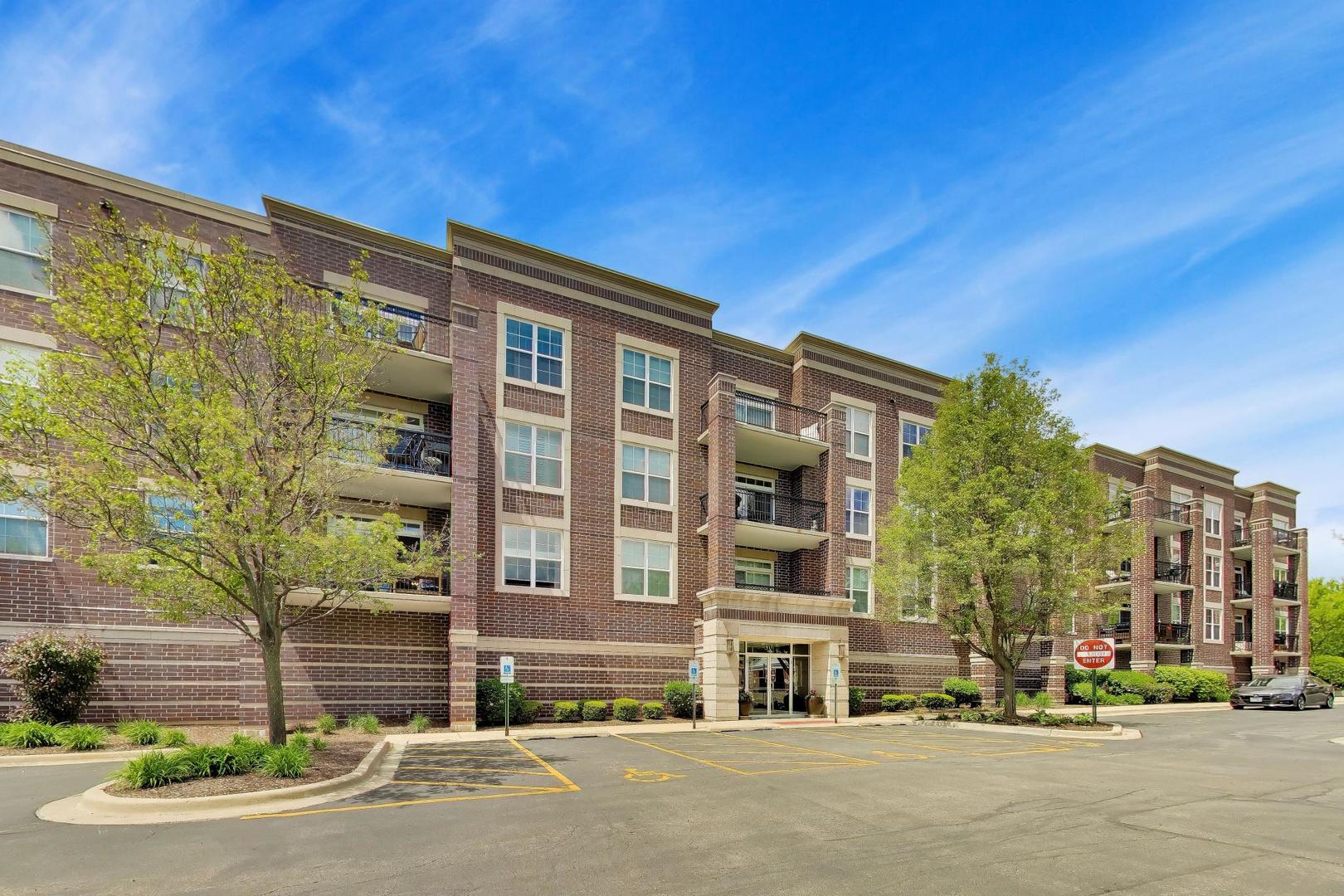 50 S Greeley Street #210, Palatine, IL 60067