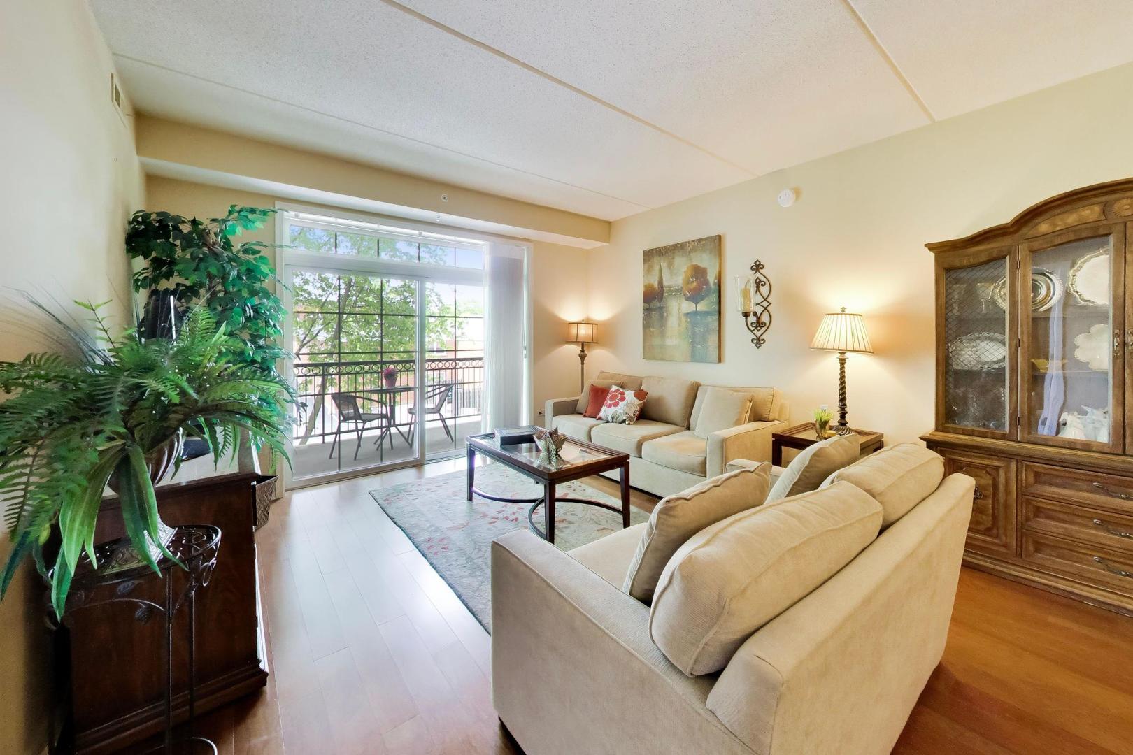 50 S Greeley Street #210, Palatine, IL 60067