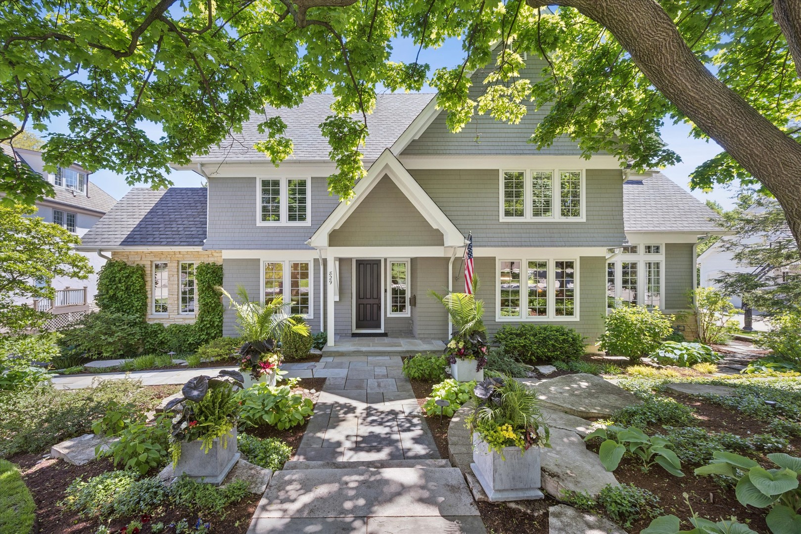 829 S Thurlow Street, Hinsdale, IL 60521
