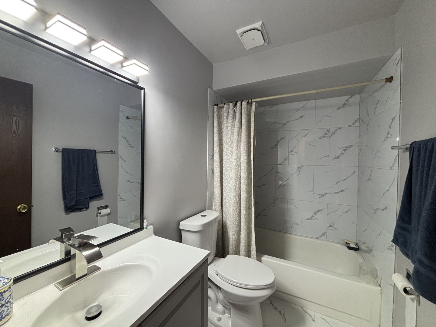 495 McHENRY Road #1B, Wheeling, IL 60090