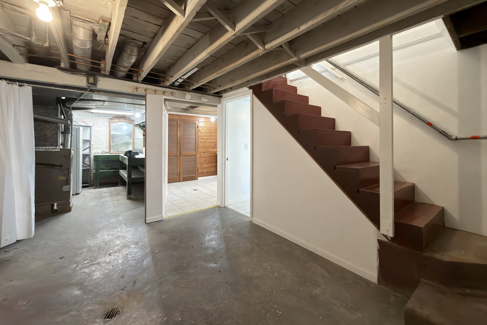 963 E Prairie Street, Des Plaines, IL 60016