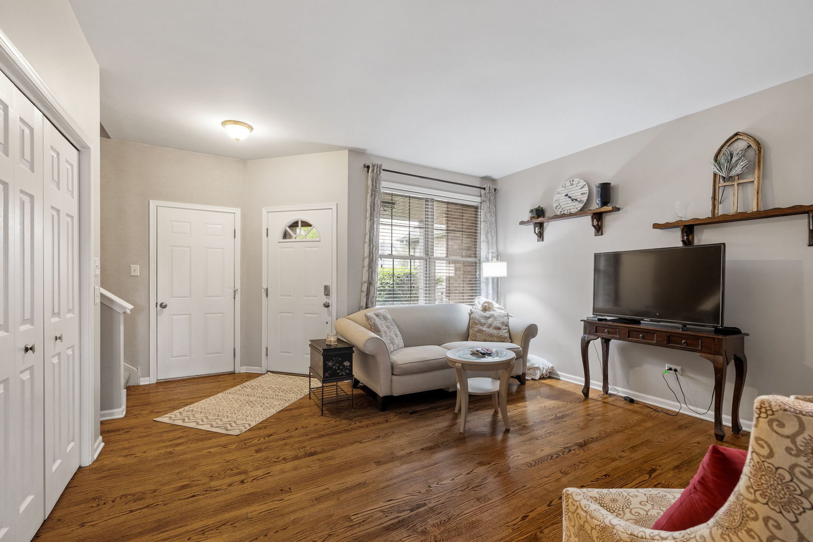 9051 Mansfield Drive, Tinley Park, IL 60487