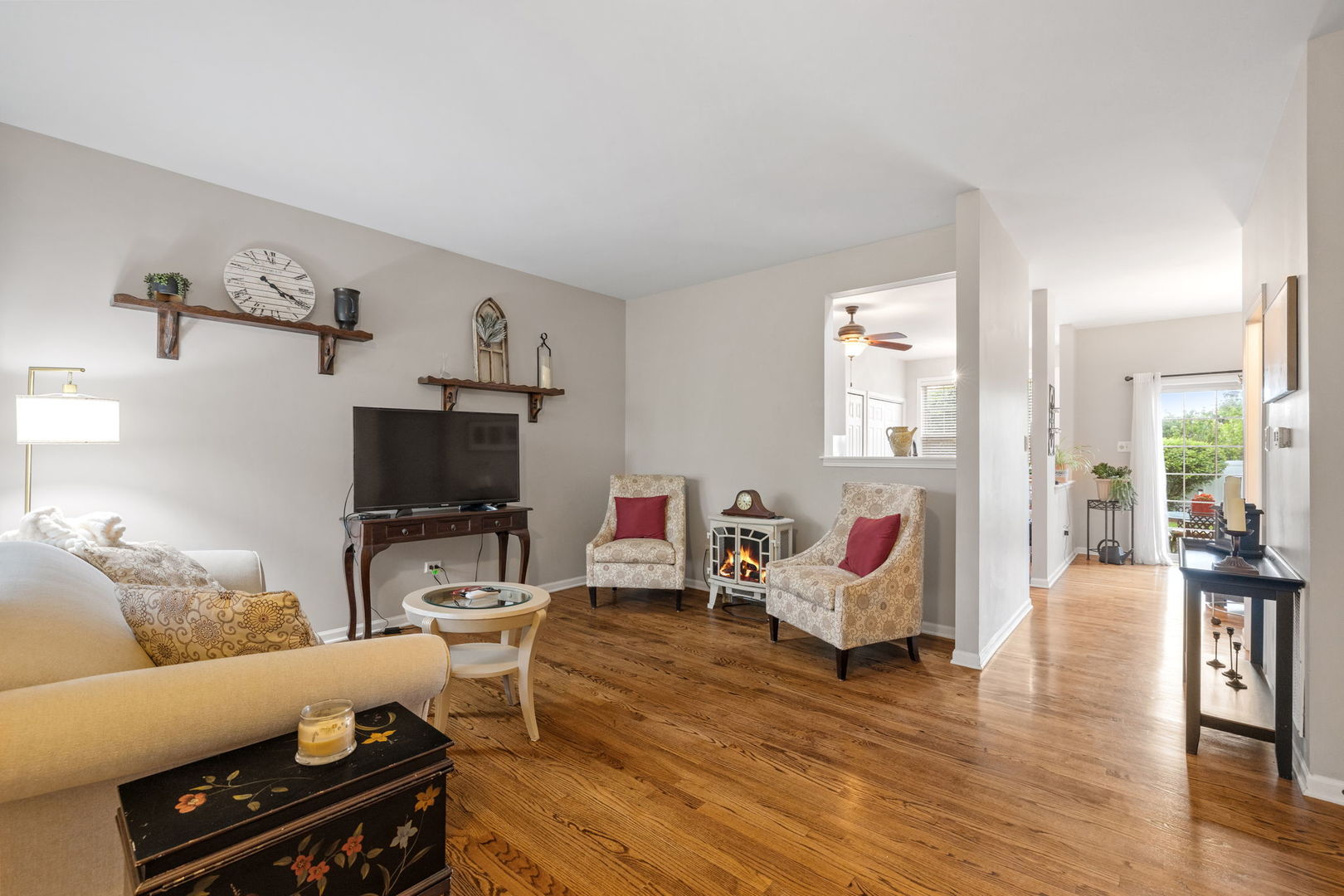 9051 Mansfield Drive, Tinley Park, IL 60487