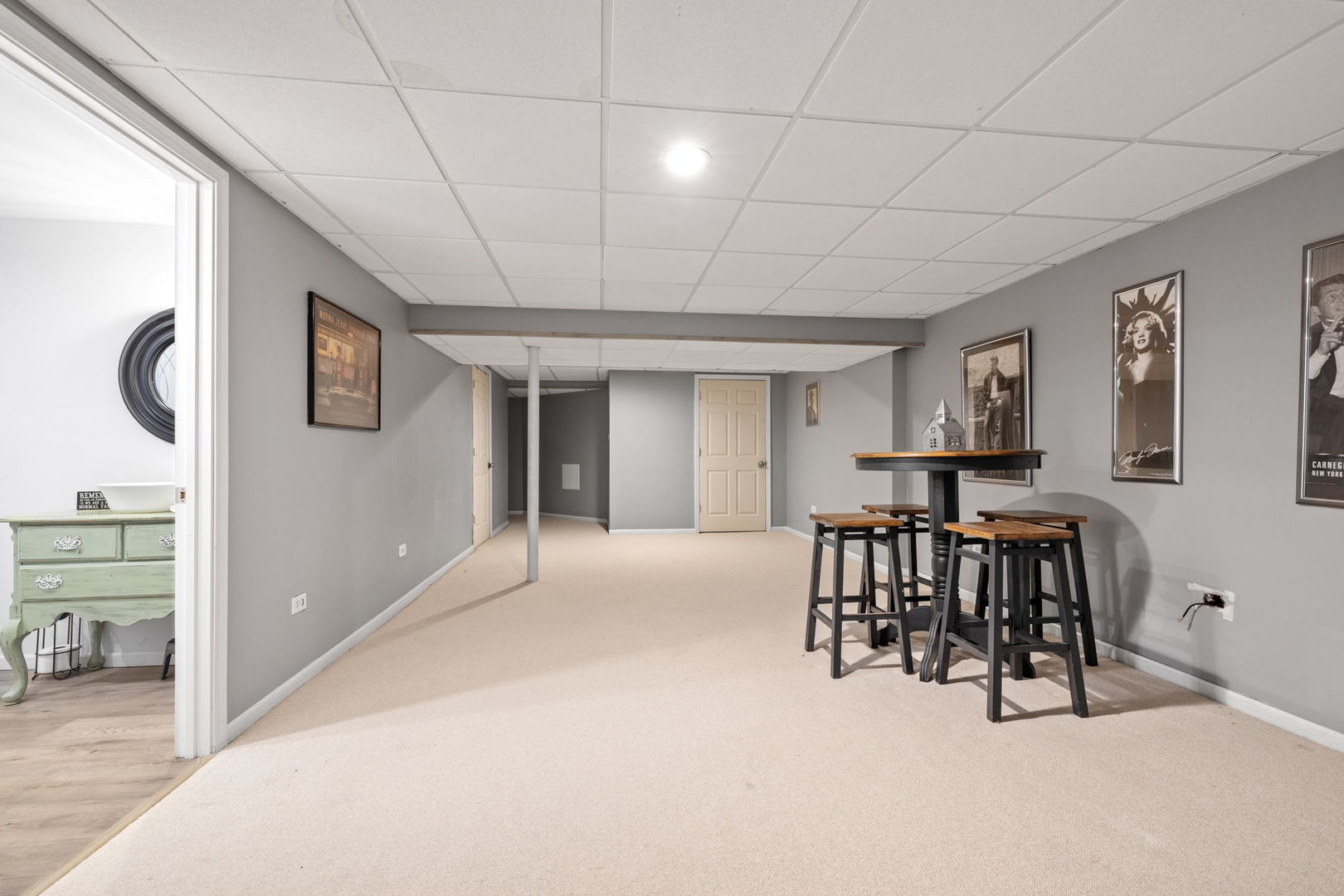 9051 Mansfield Drive, Tinley Park, IL 60487