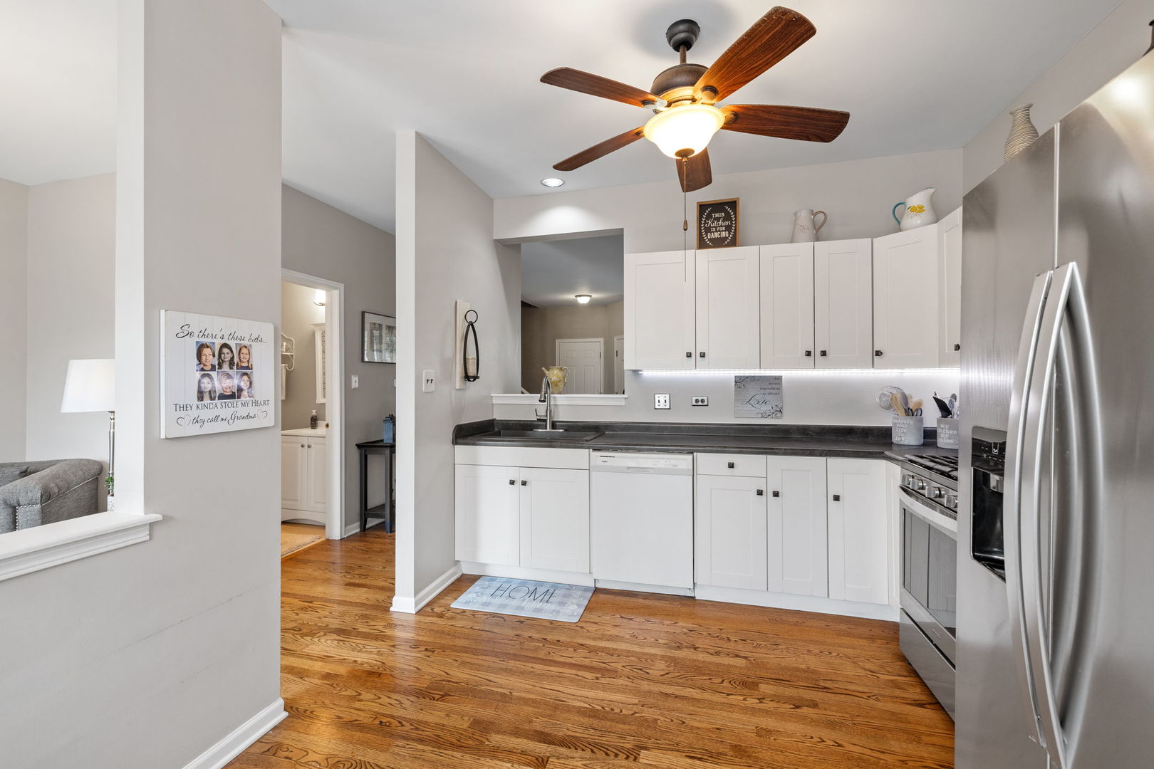 9051 Mansfield Drive, Tinley Park, IL 60487