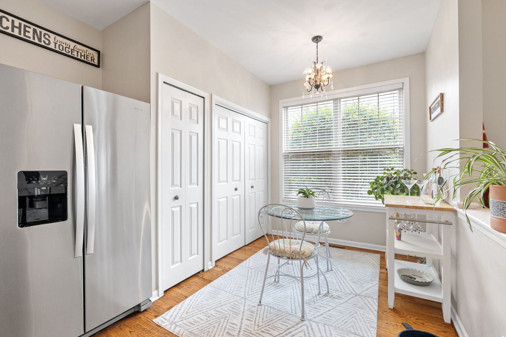9051 Mansfield Drive, Tinley Park, IL 60487