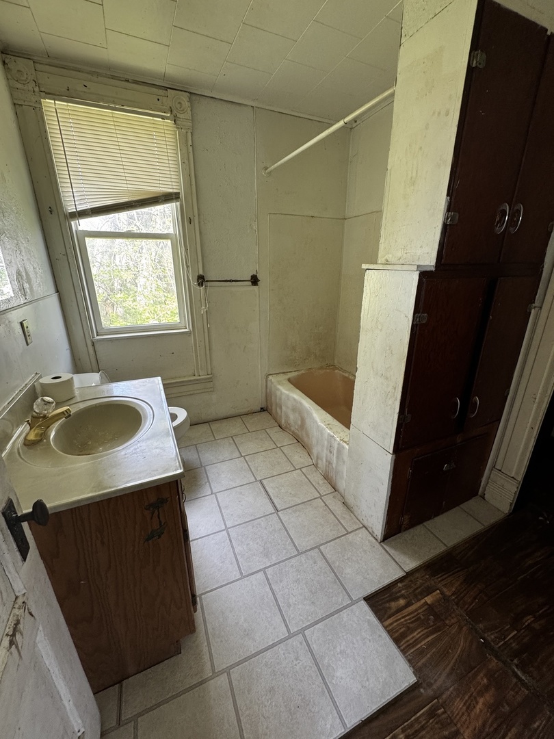 10 N 3rd Street, Chatsworth, IL 60921