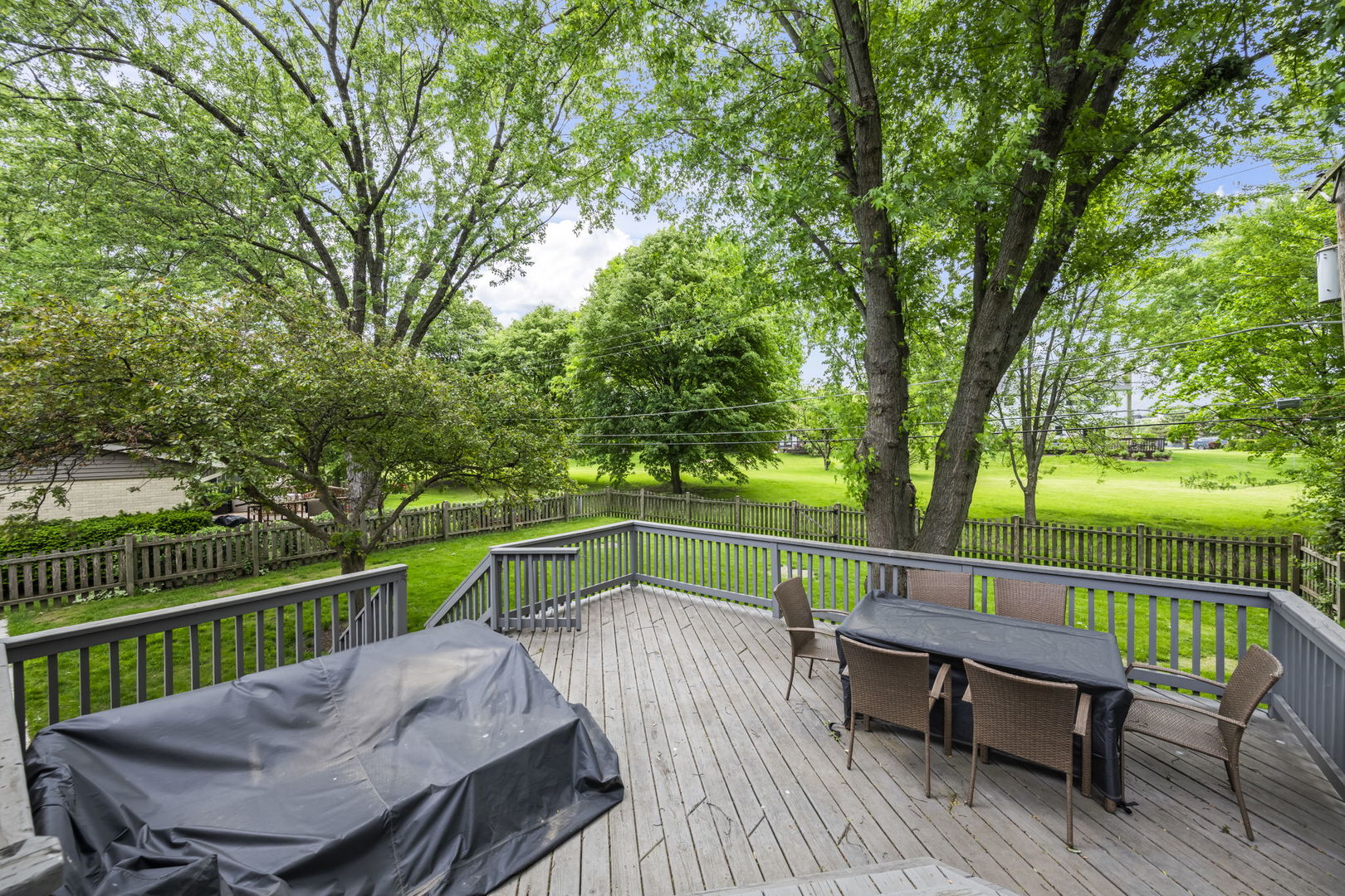 Arlington Heights, IL 60004