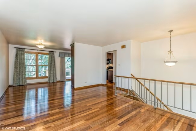 1121 Needham Road, Naperville, IL 60563