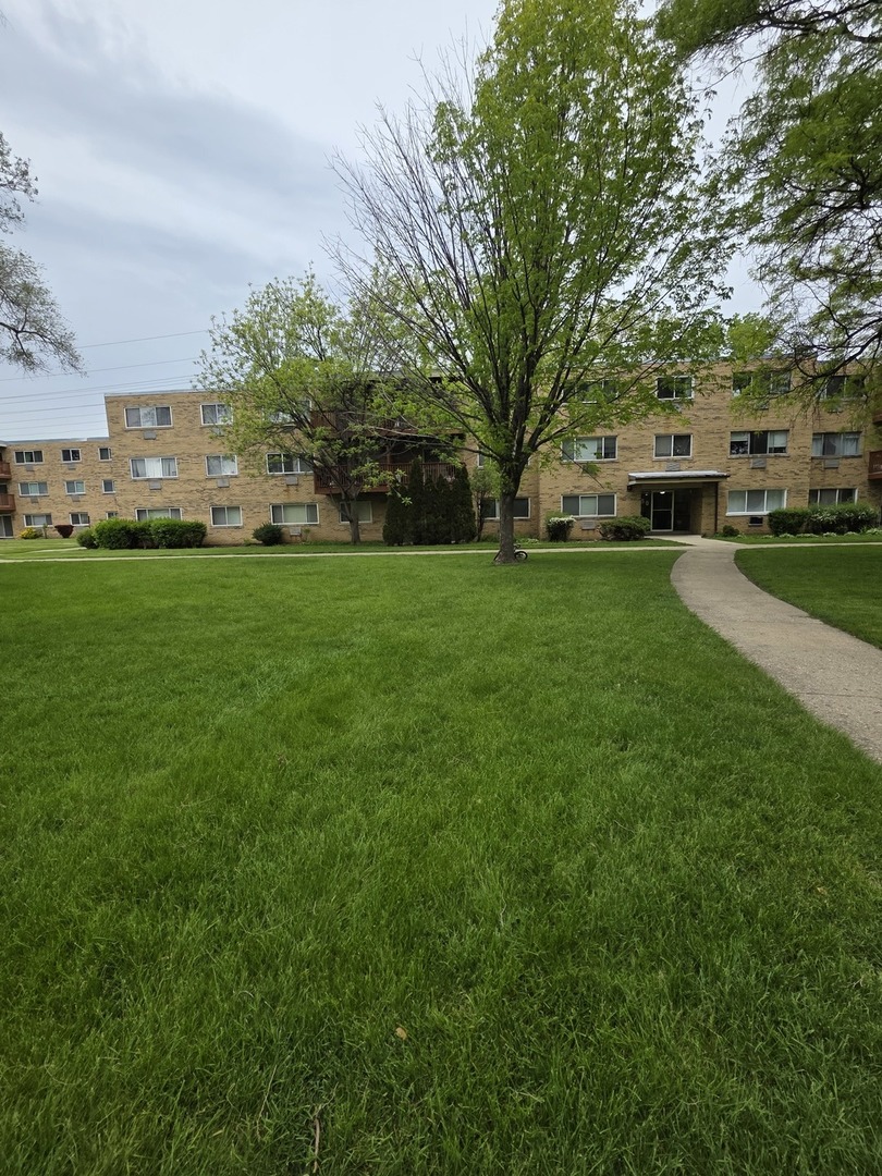 750 Dempster Street #CG4, Mount Prospect, IL 60056