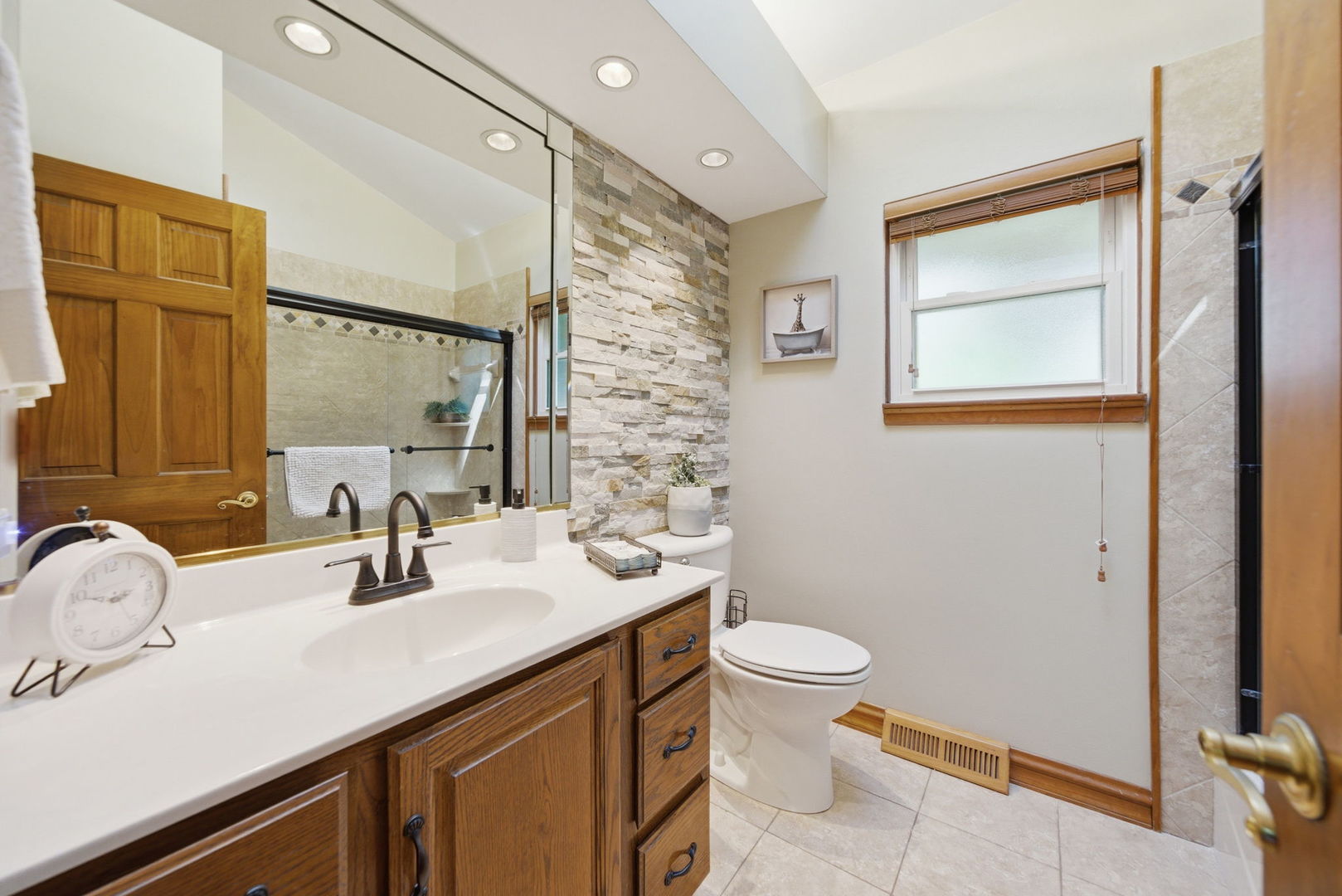 20W545 Moreland Avenue, Addison, IL 60101