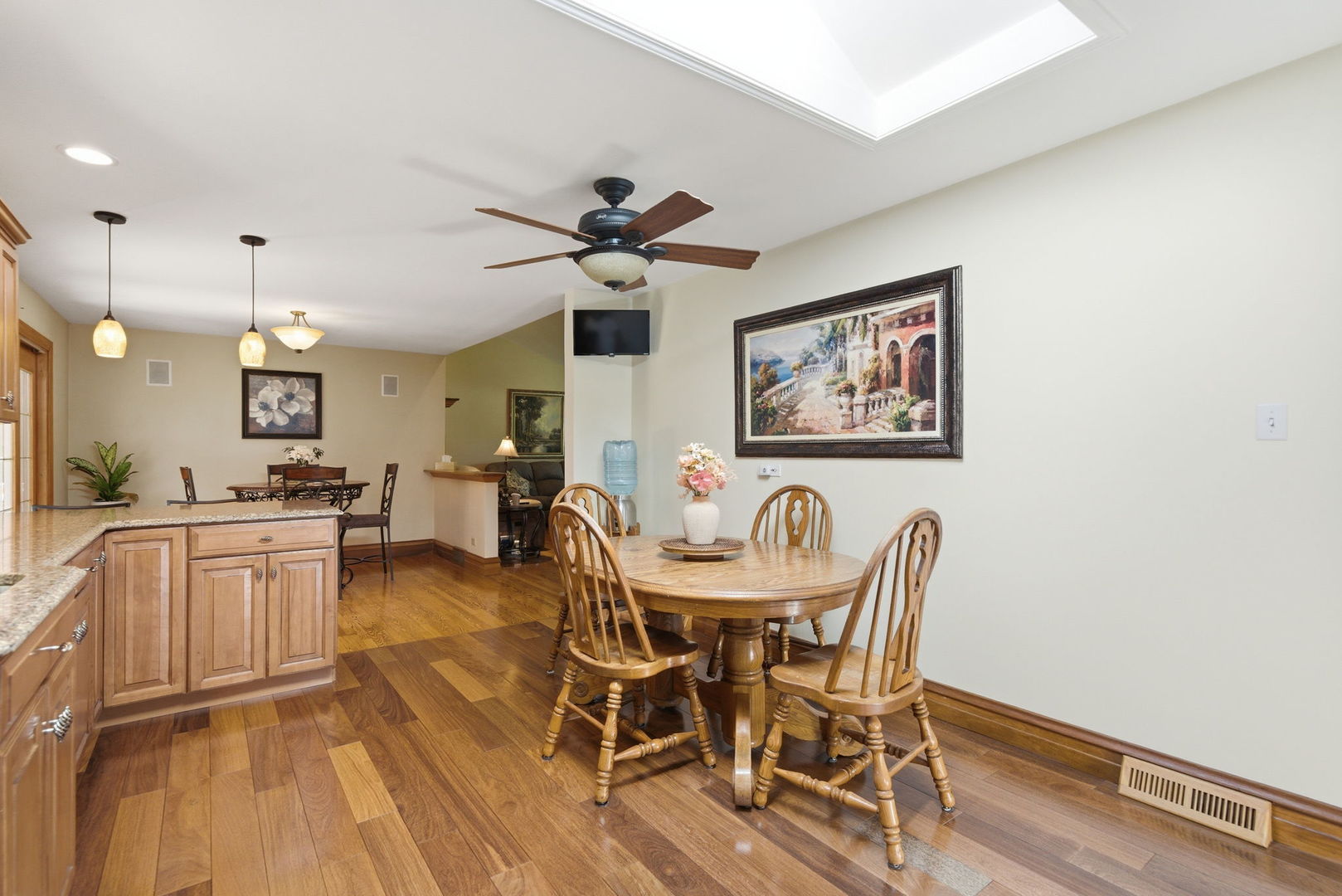 20W545 Moreland Avenue, Addison, IL 60101