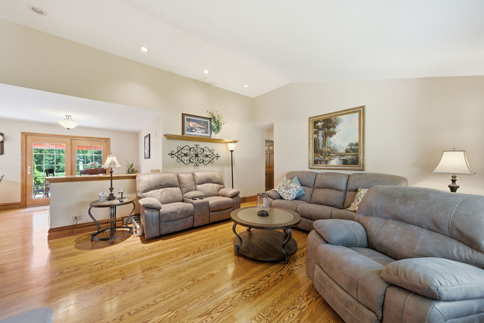20W545 Moreland Avenue, Addison, IL 60101