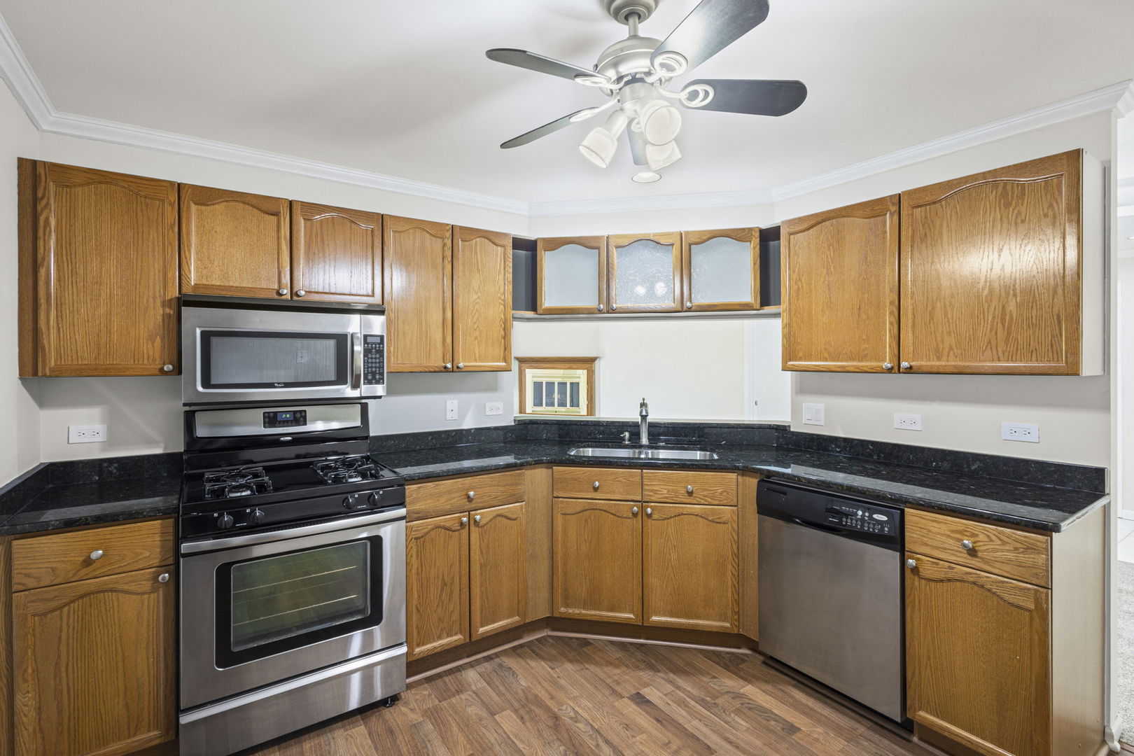 540 Biesterfield Road #B314, Elk Grove Village, IL 60007