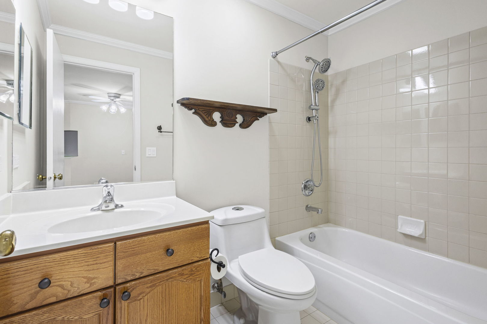 540 Biesterfield Road #B314, Elk Grove Village, IL 60007