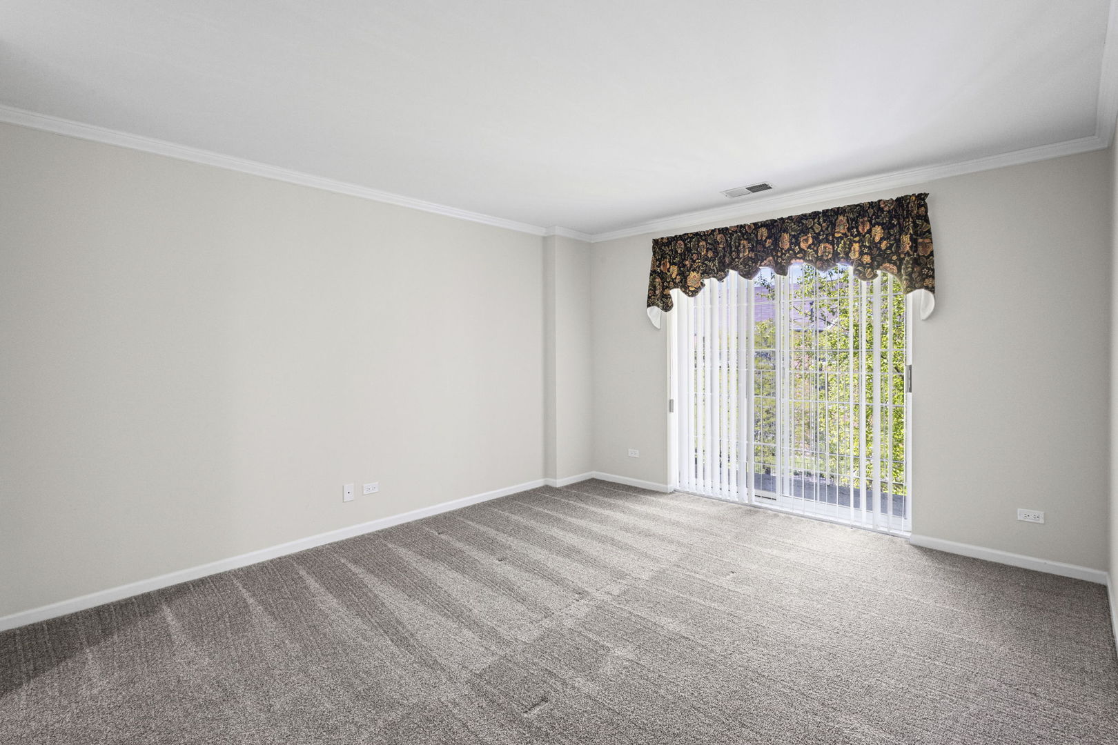 540 Biesterfield Road #B314, Elk Grove Village, IL 60007