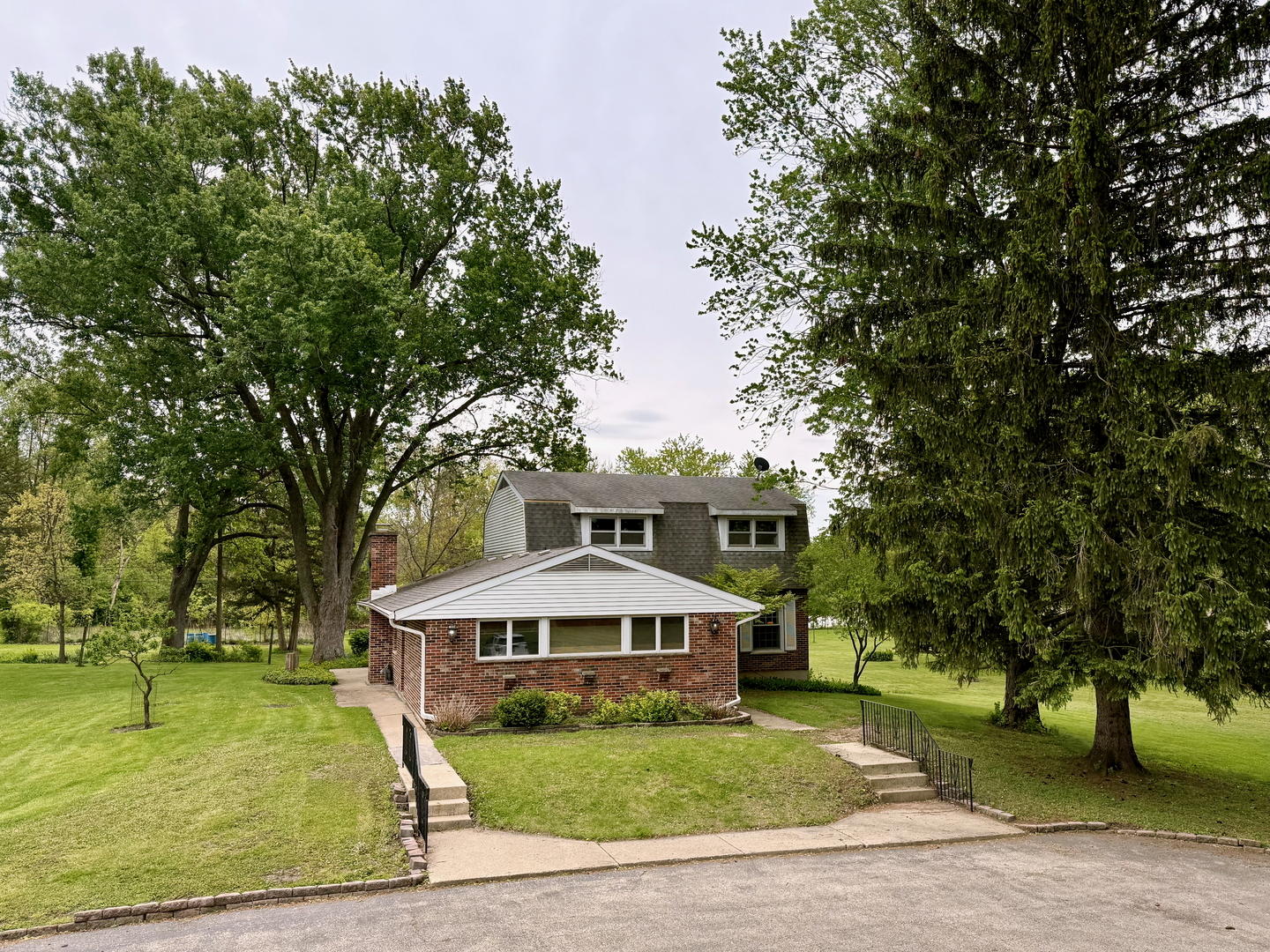 18N988 Angelina Place, Algonquin, IL 60102
