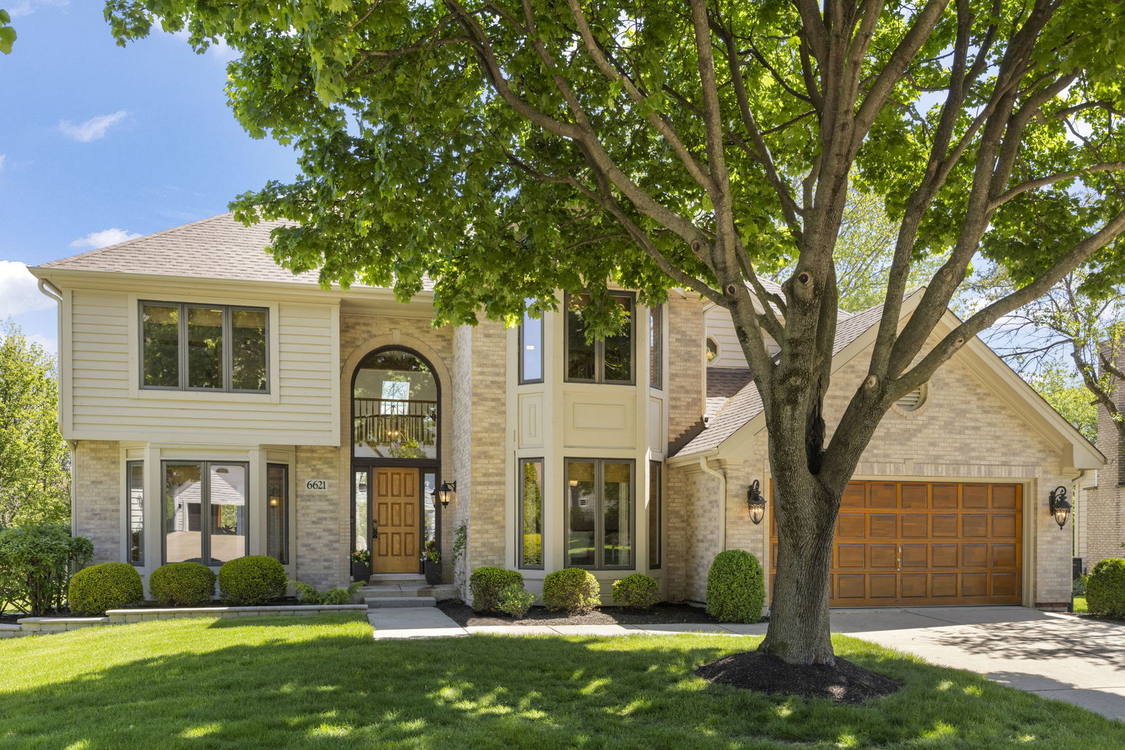 6621 Greene Road, Woodridge, IL 60517