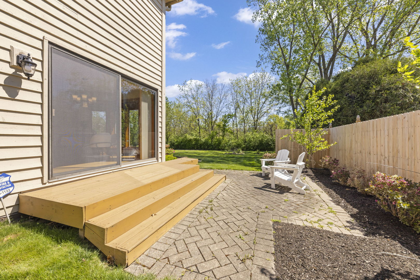 6621 Greene Road, Woodridge, IL 60517