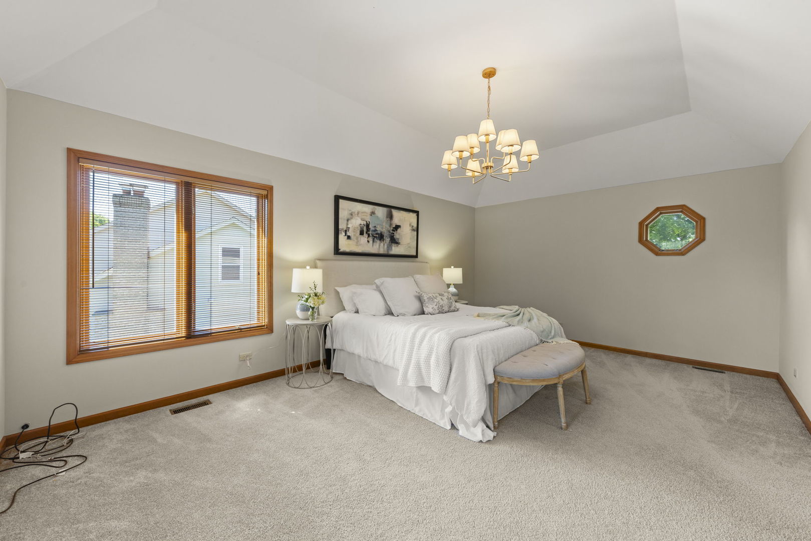 6621 Greene Road, Woodridge, IL 60517