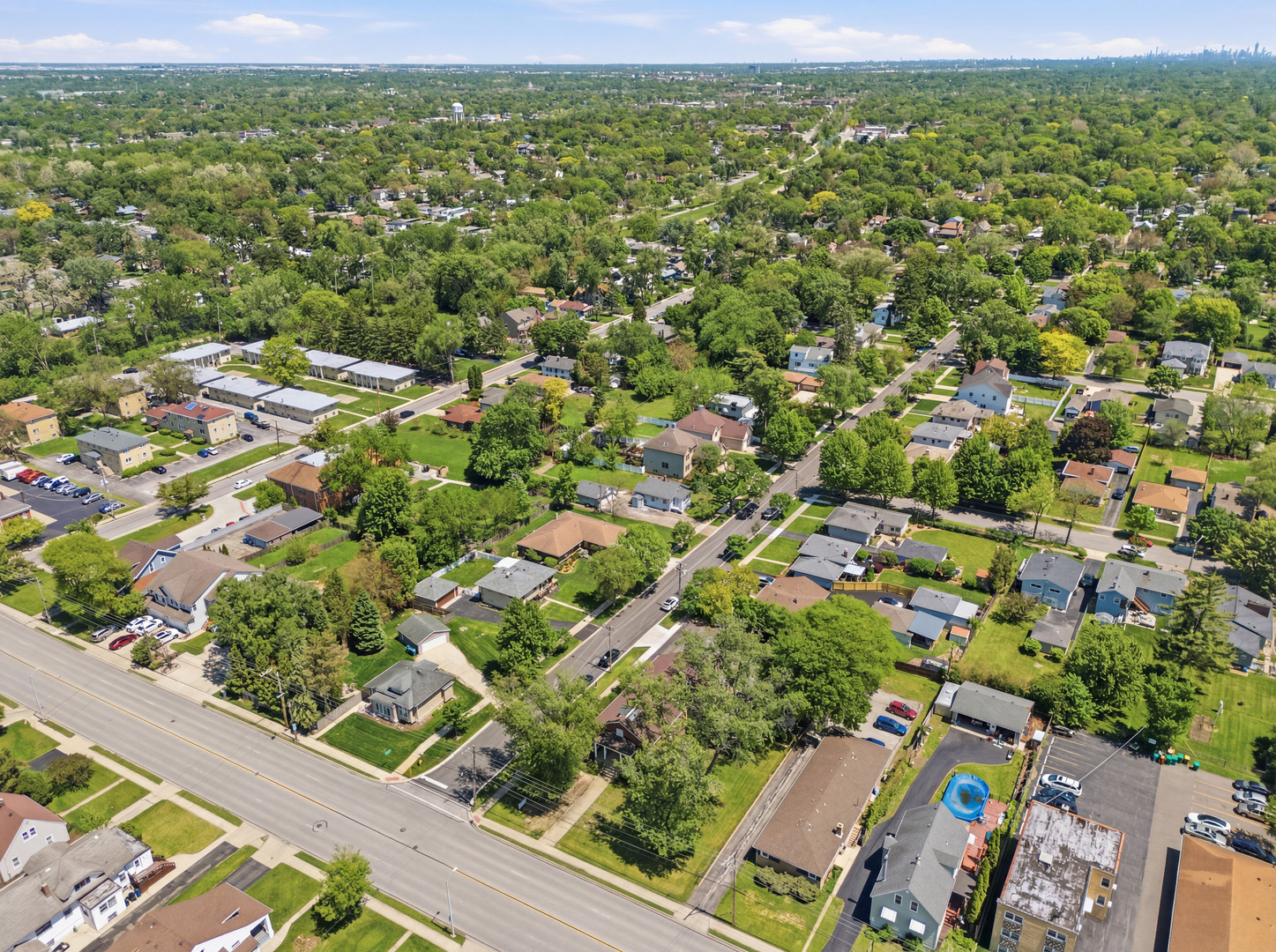 405 S Westmore-Meyers Avenue, Lombard, IL 60148