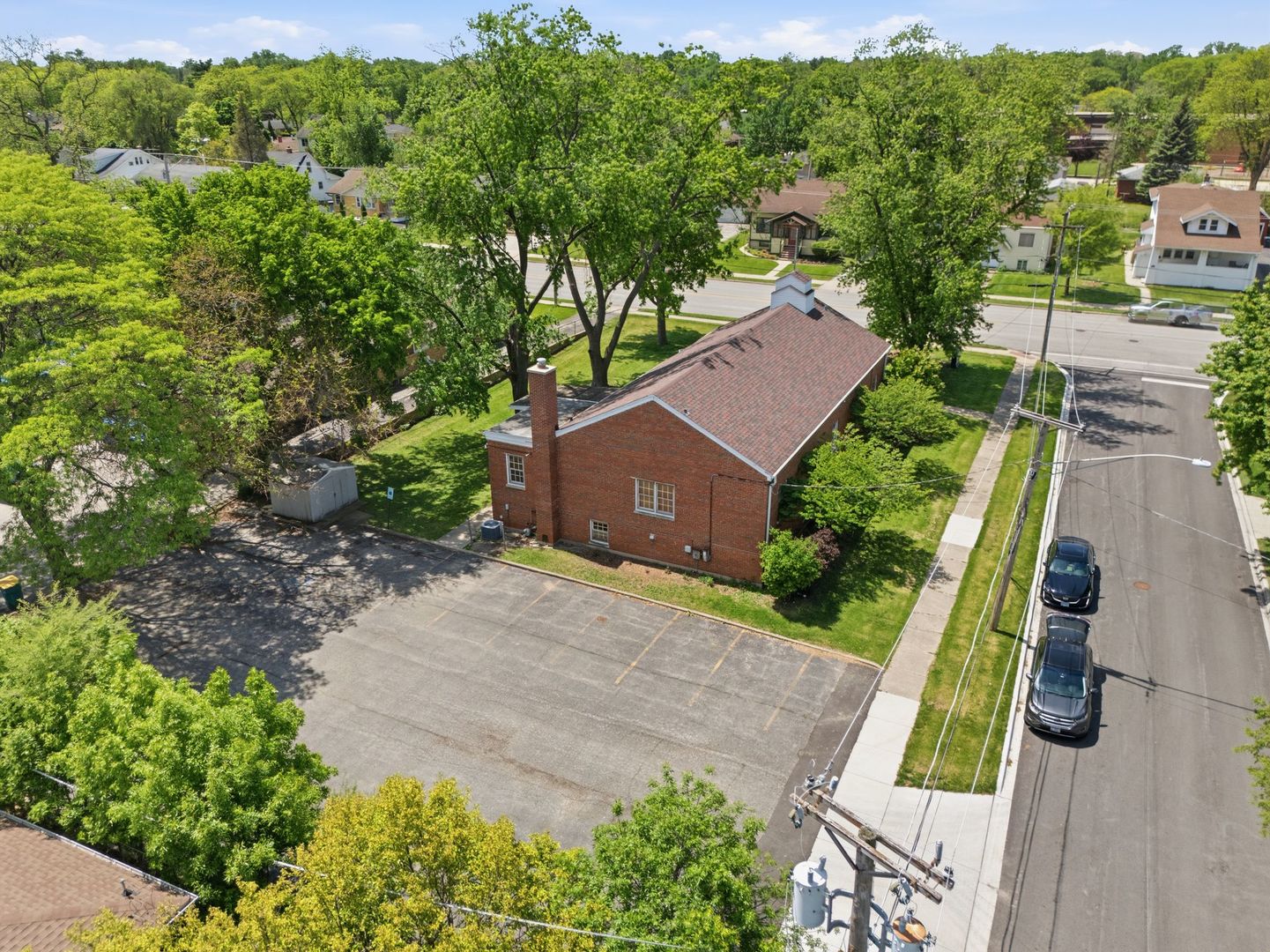405 S Westmore-Meyers Avenue, Lombard, IL 60148