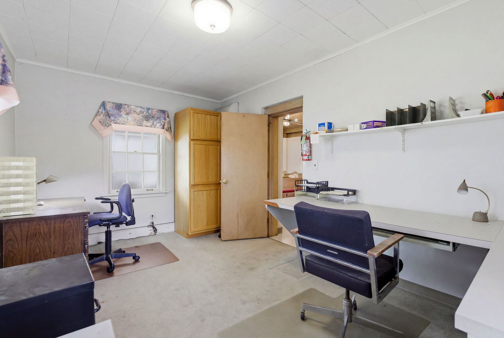 405 S Westmore-Meyers Avenue, Lombard, IL 60148