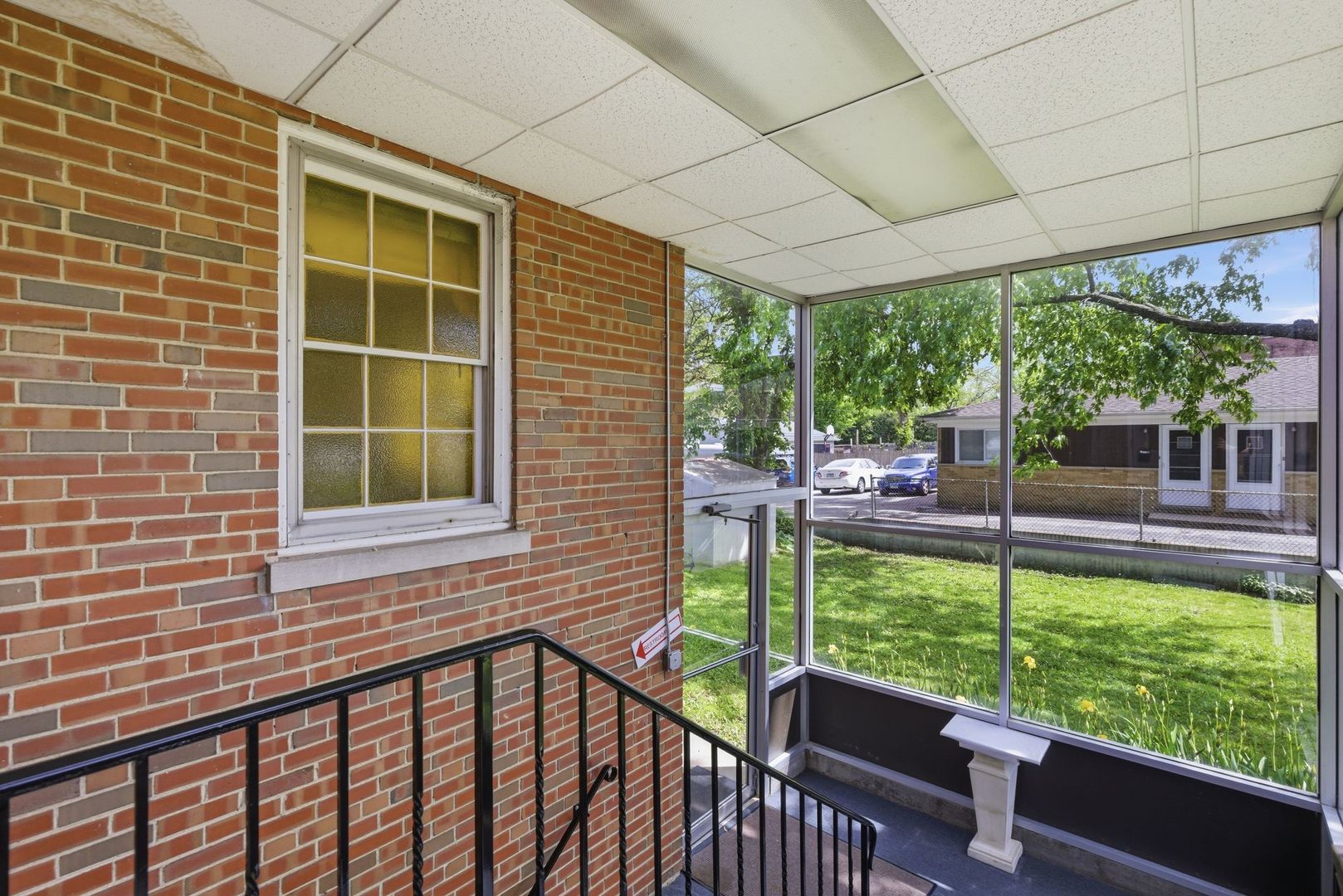 405 S Westmore-Meyers Avenue, Lombard, IL 60148