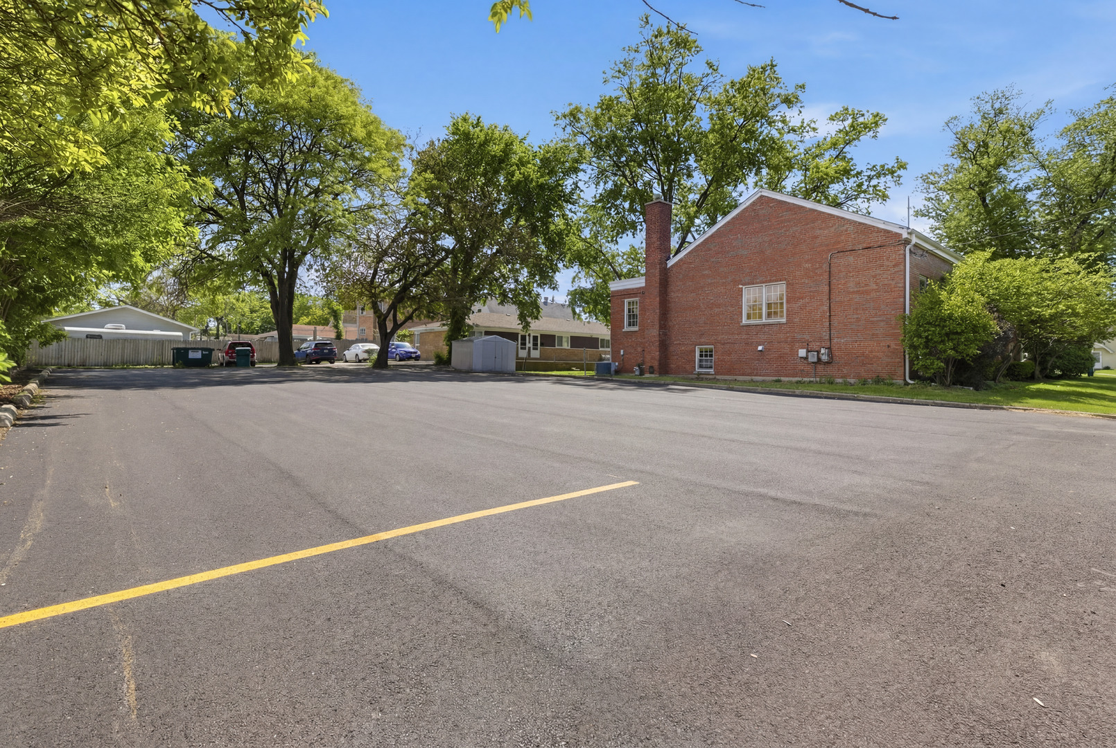 405 S Westmore-Meyers Avenue, Lombard, IL 60148