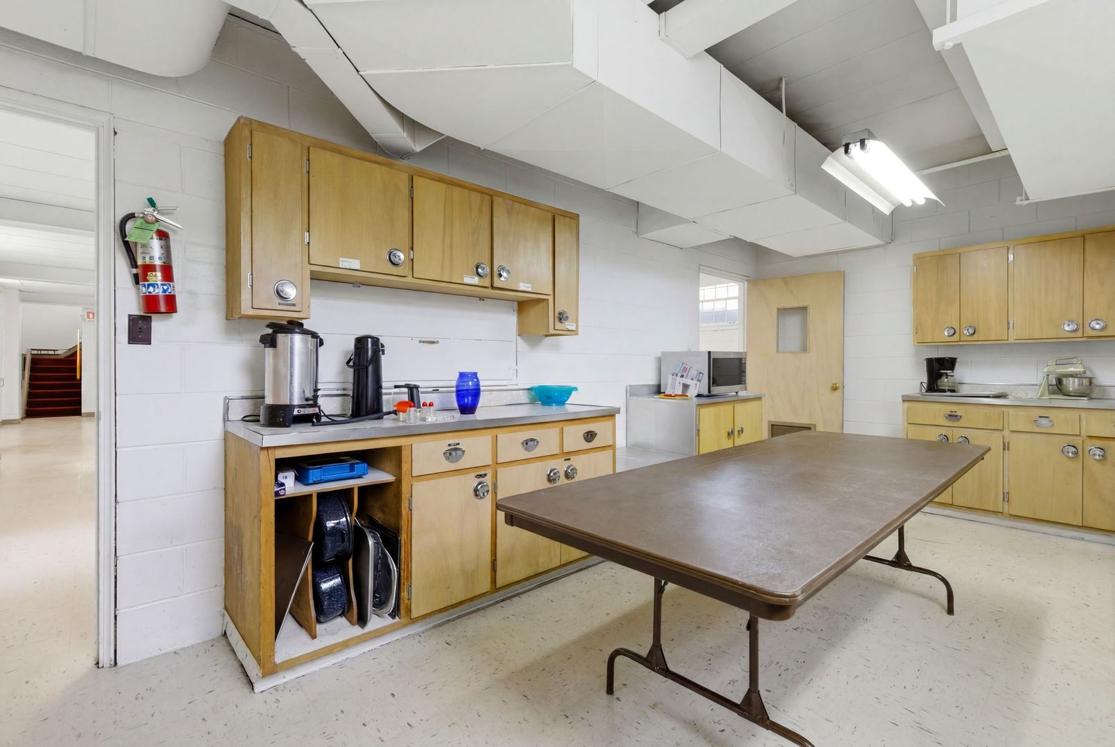 405 S Westmore-Meyers Avenue, Lombard, IL 60148