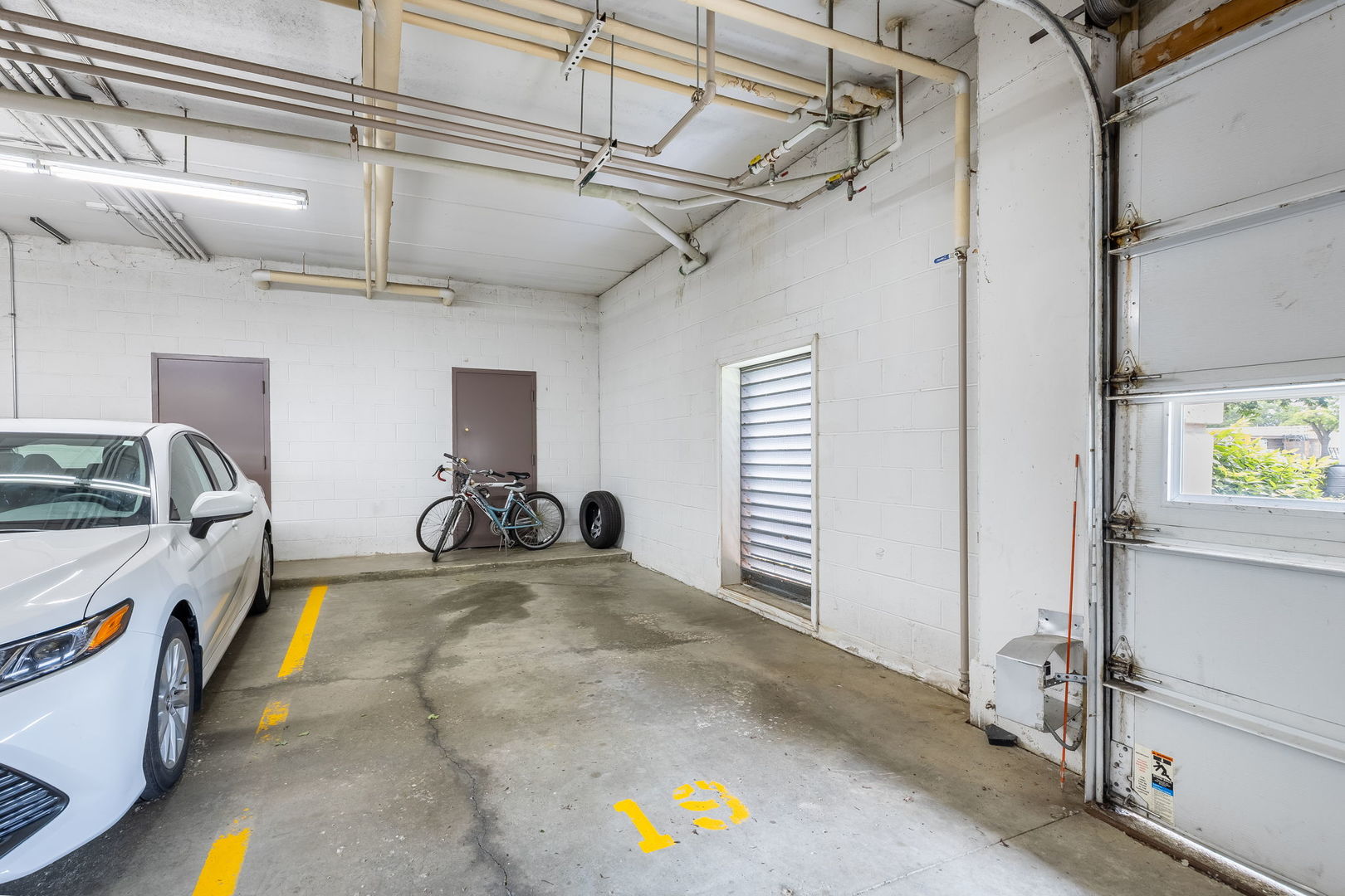 1477 E Thacker Street #205, Des Plaines, IL 60016
