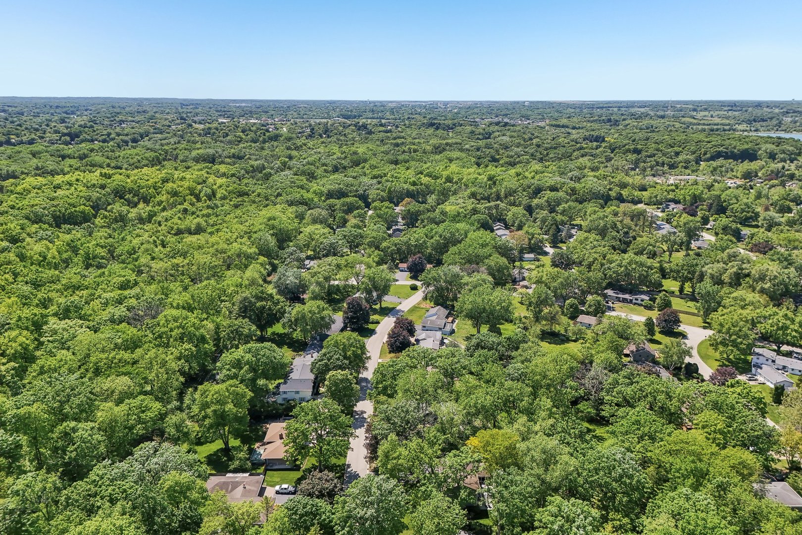 15460 W Wildwood Court, Libertyville, IL 60048