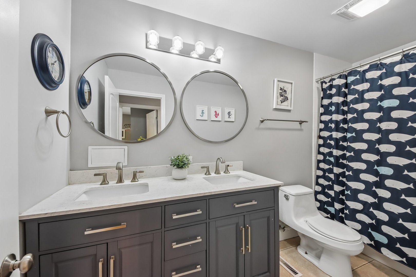 15460 W Wildwood Court, Libertyville, IL 60048