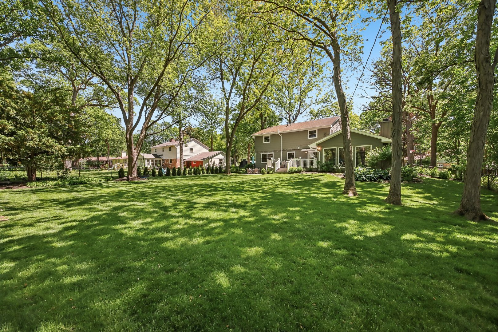 15460 W Wildwood Court, Libertyville, IL 60048