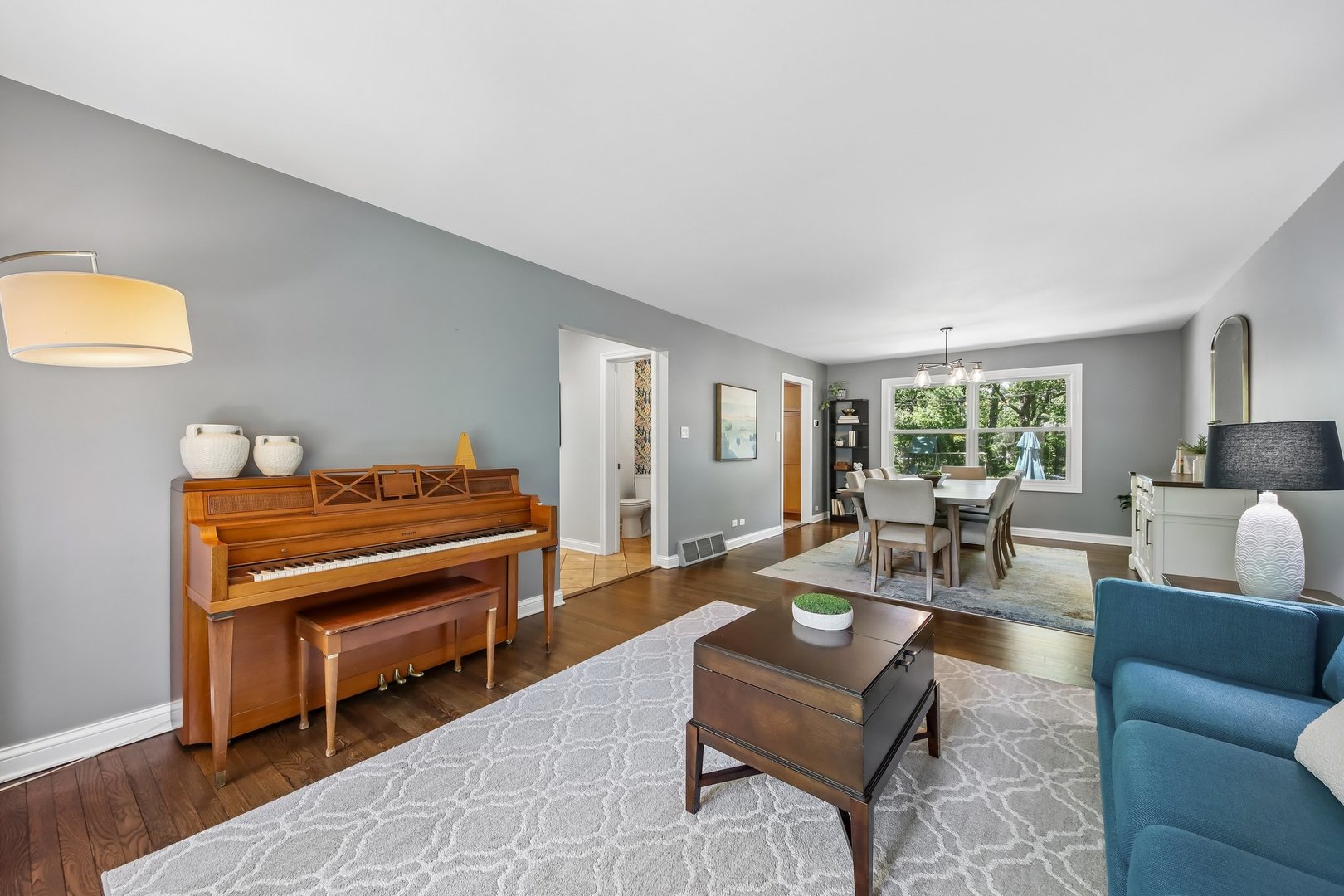 15460 W Wildwood Court, Libertyville, IL 60048