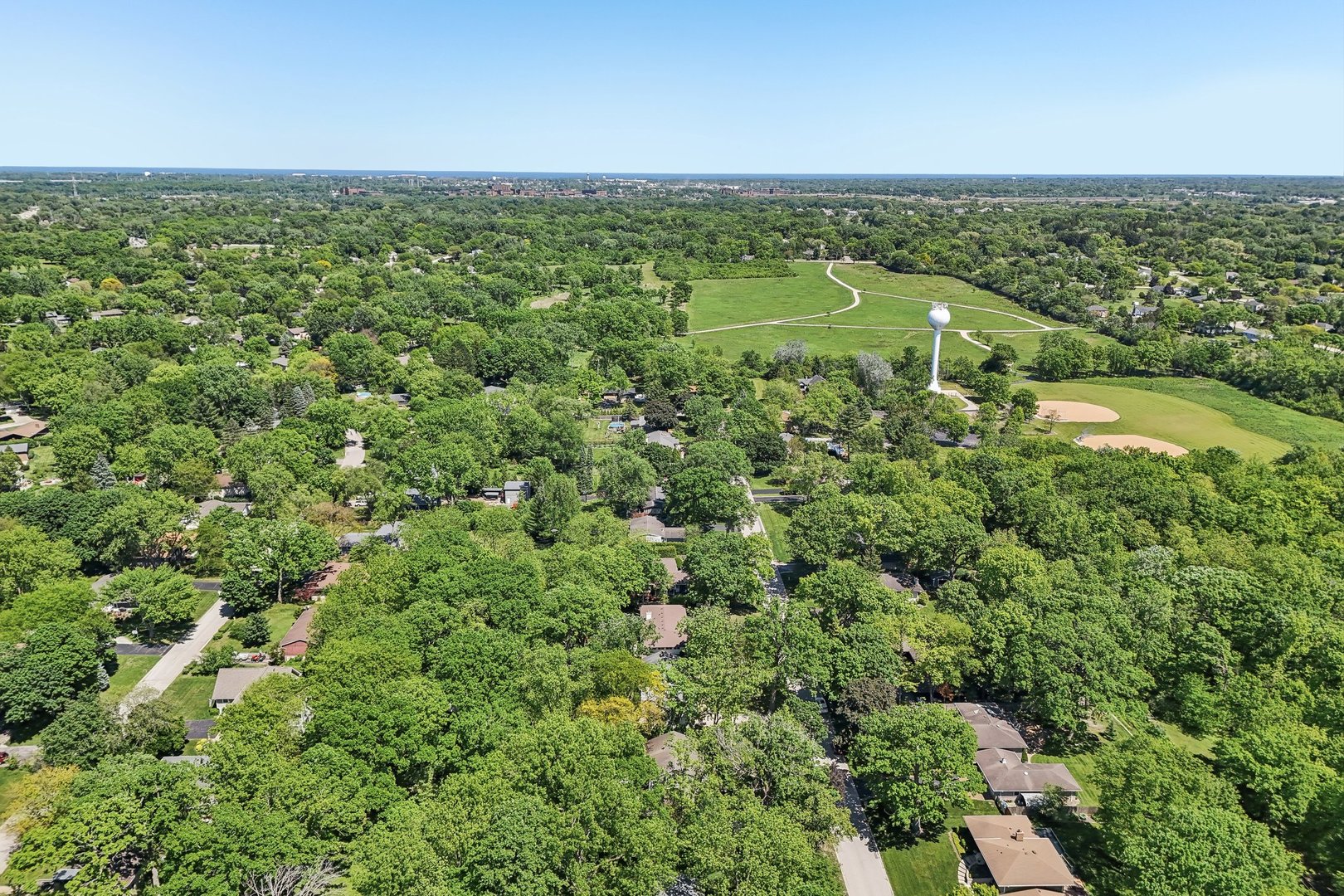 15460 W Wildwood Court, Libertyville, IL 60048
