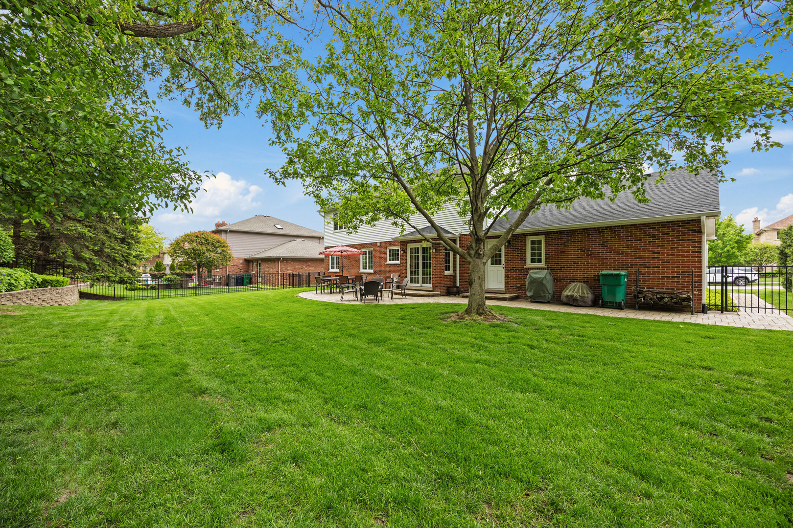 8770 Butterfield Lane, Orland Park, IL 60462