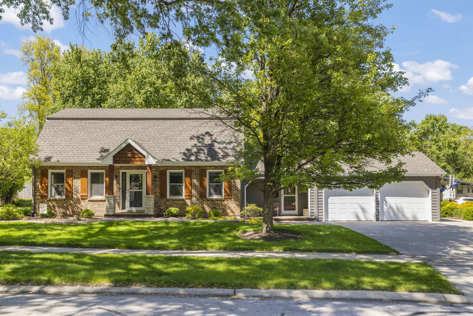 105 Thrush Lane, Naperville, IL 60540