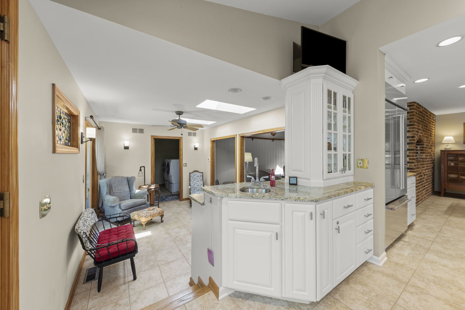 105 Thrush Lane, Naperville, IL 60540