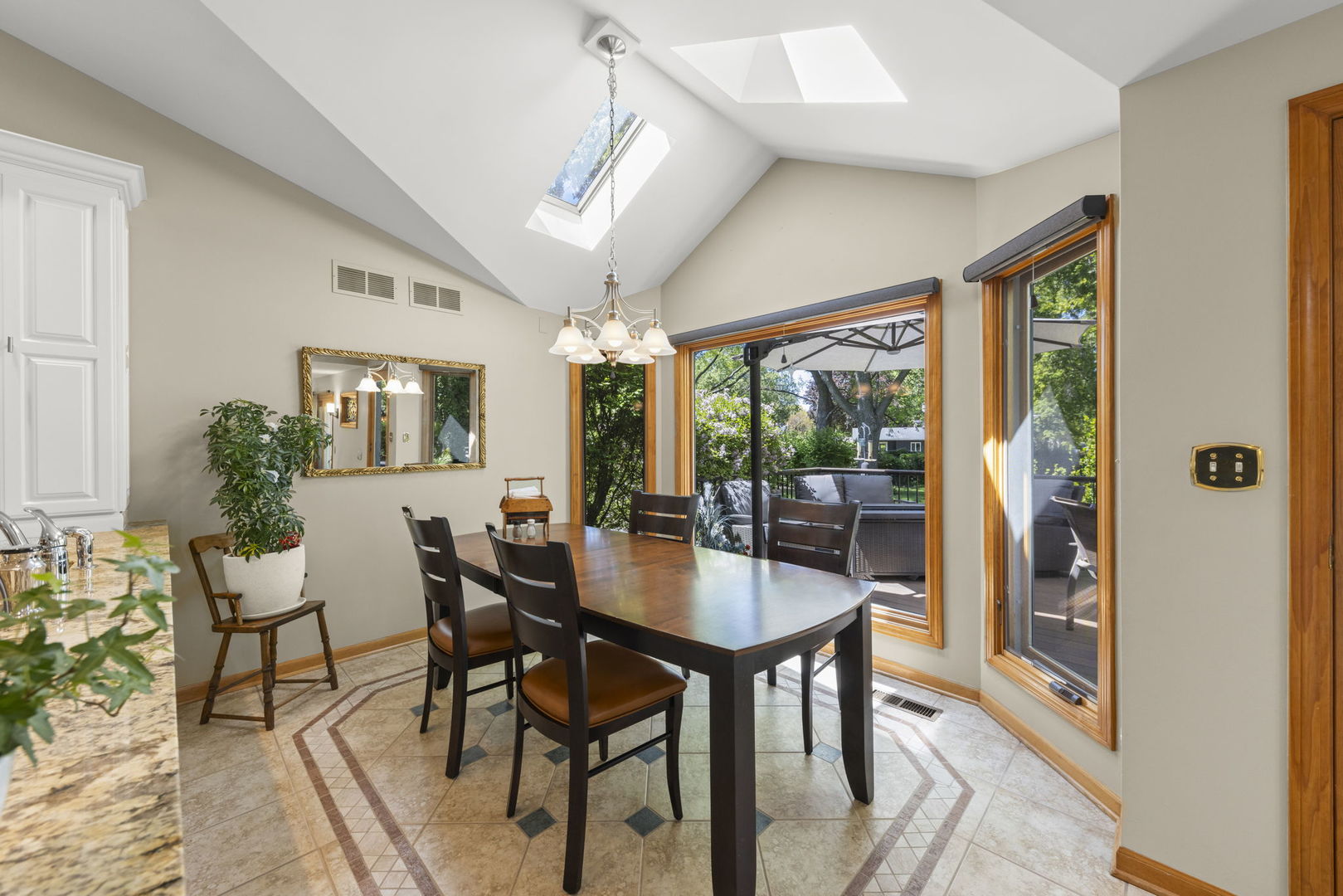 105 Thrush Lane, Naperville, IL 60540