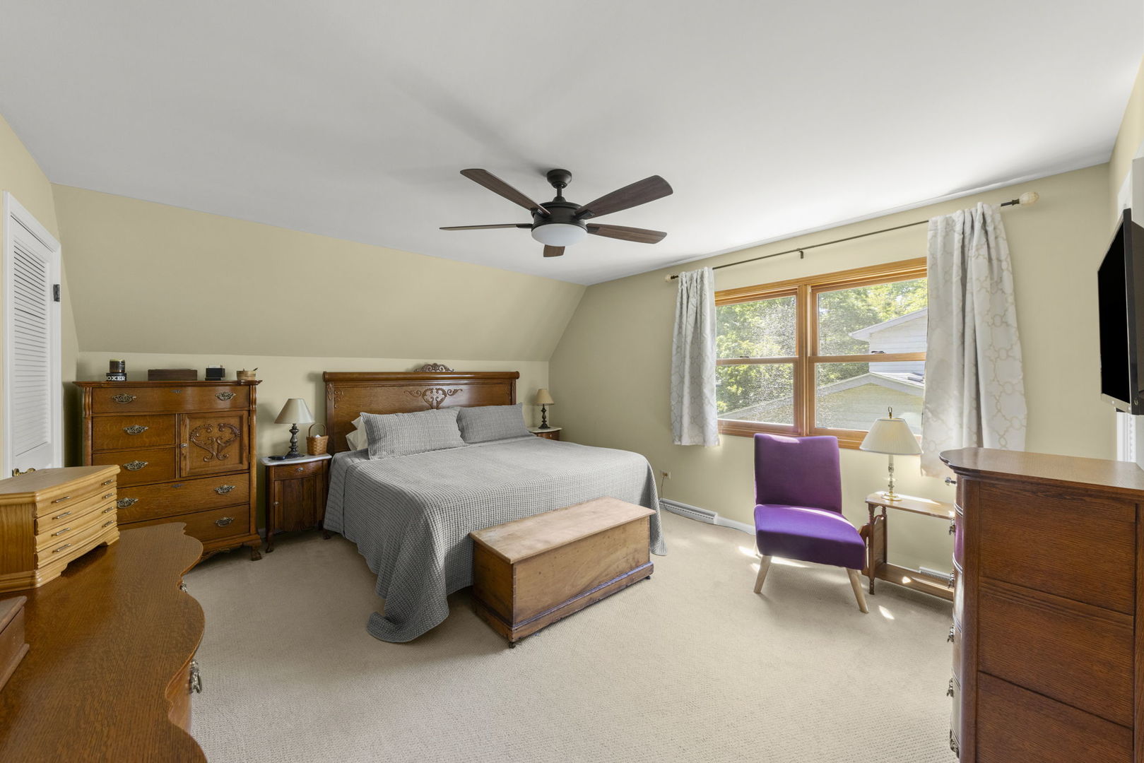 105 Thrush Lane, Naperville, IL 60540