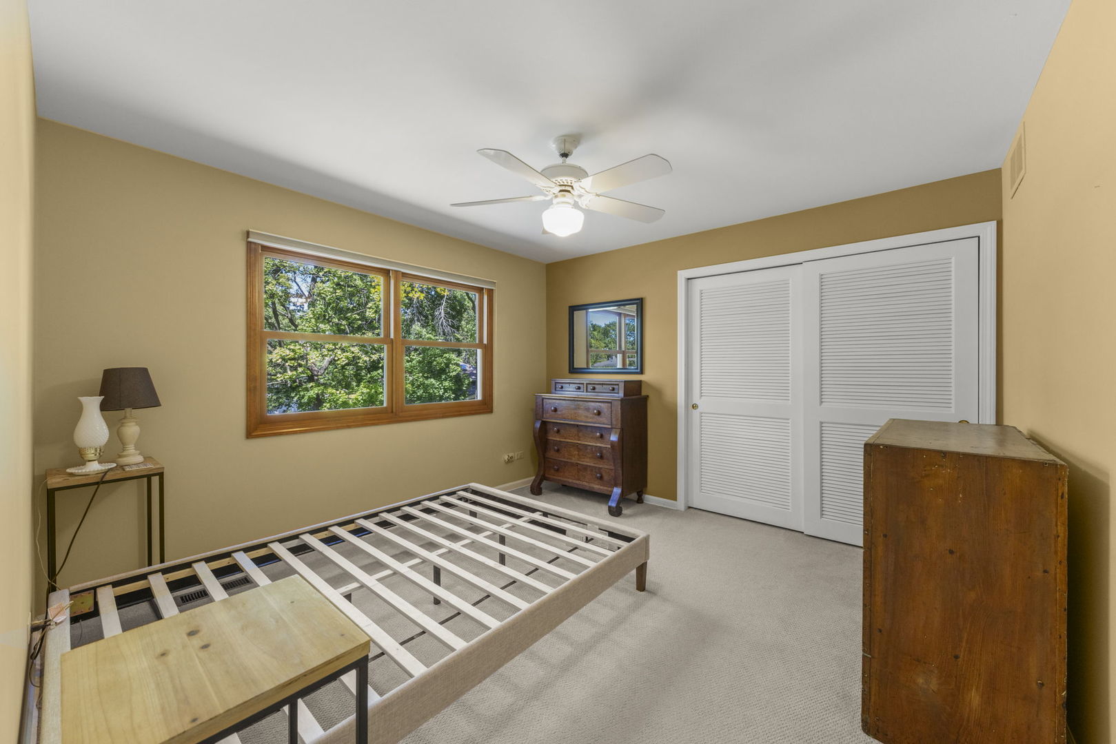 105 Thrush Lane, Naperville, IL 60540