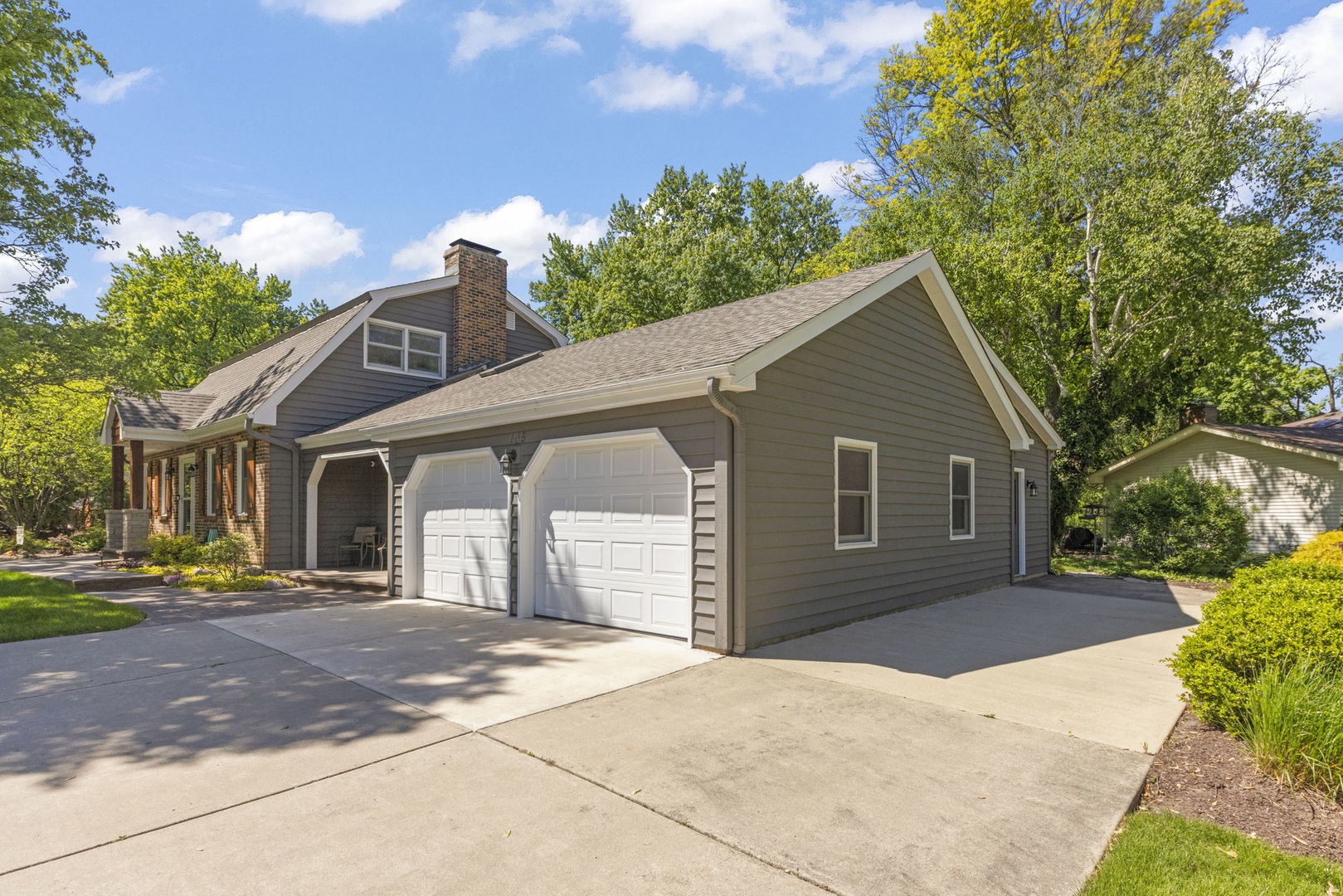 105 Thrush Lane, Naperville, IL 60540