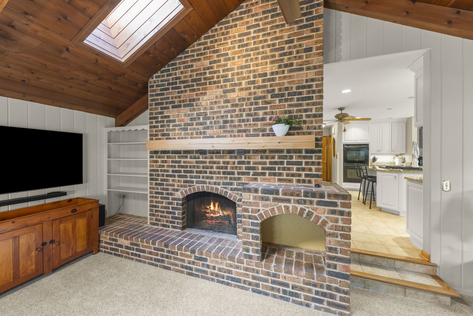 105 Thrush Lane, Naperville, IL 60540