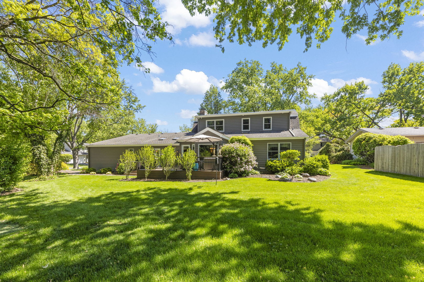 105 Thrush Lane, Naperville, IL 60540