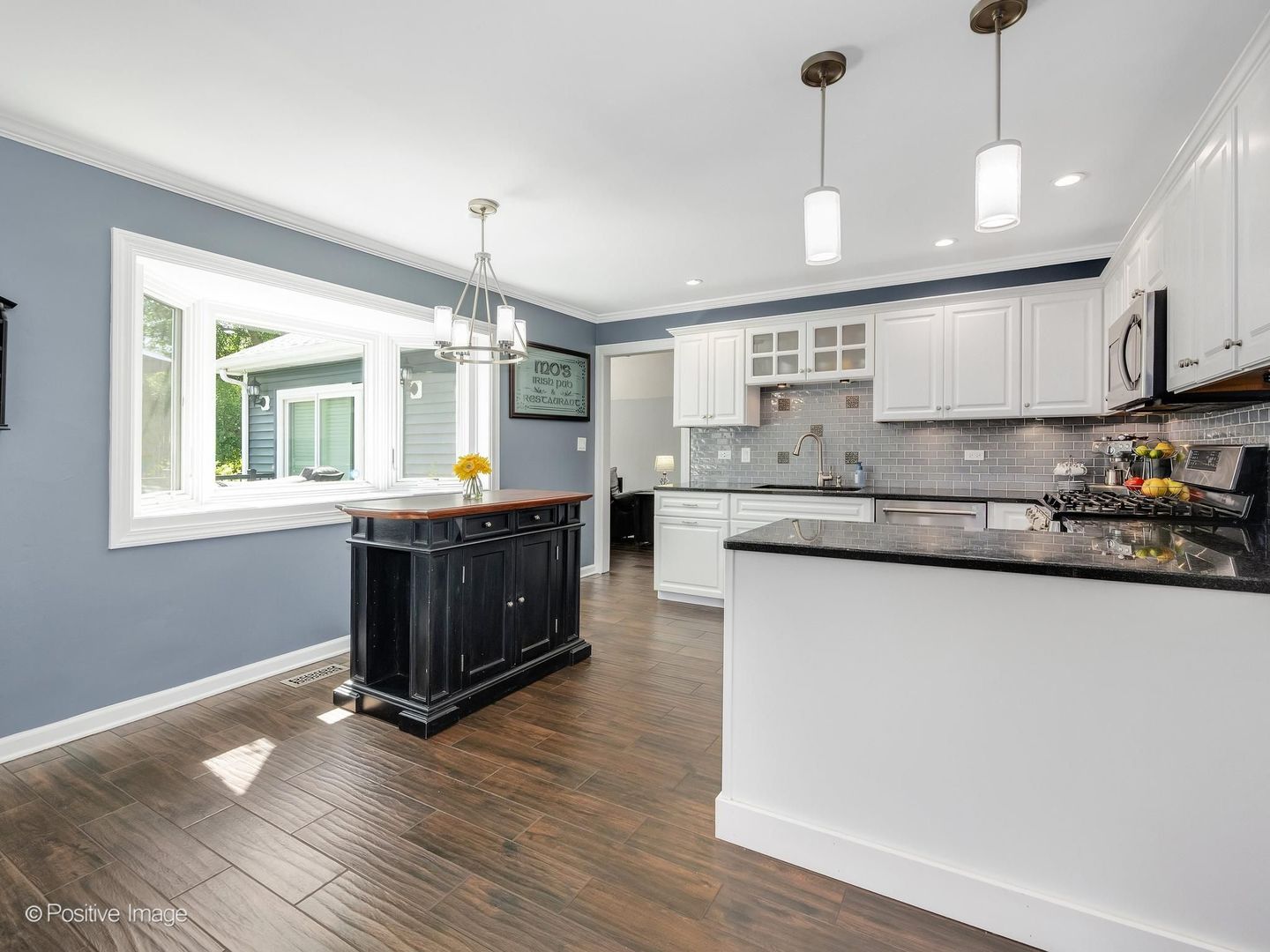 1525 Almond Court, Downers Grove, IL 60515